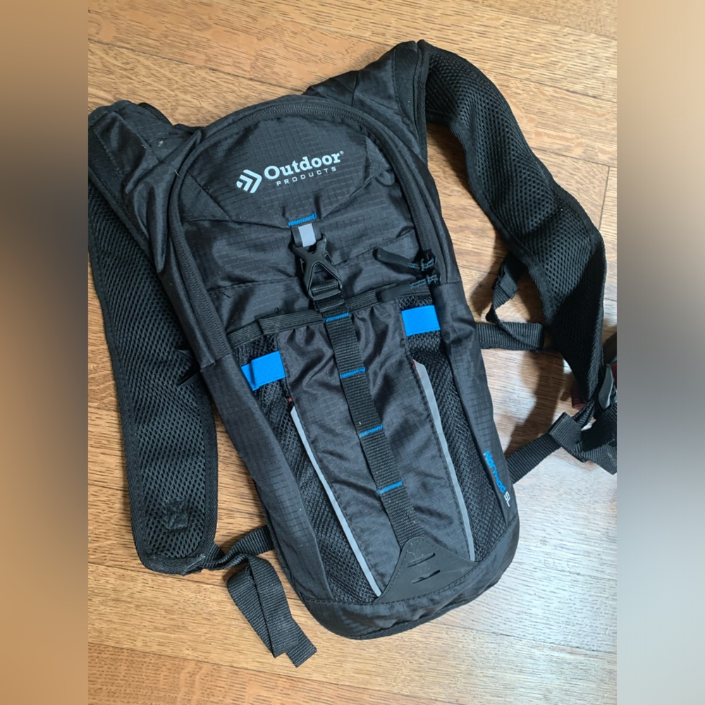 Outdoor Products Norwood 5L hydration pack-brand new & sealed